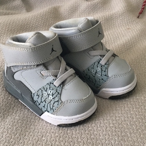 grey baby jordans